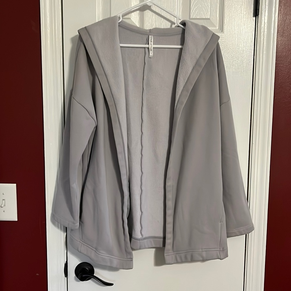 ⭐Fabletics Cardigan